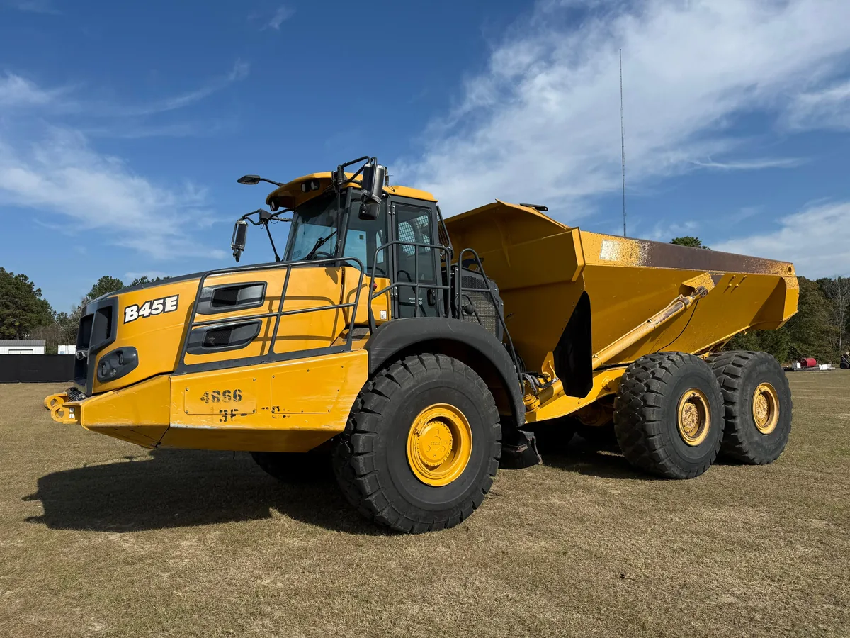 Bell B45E — Dumper articolato