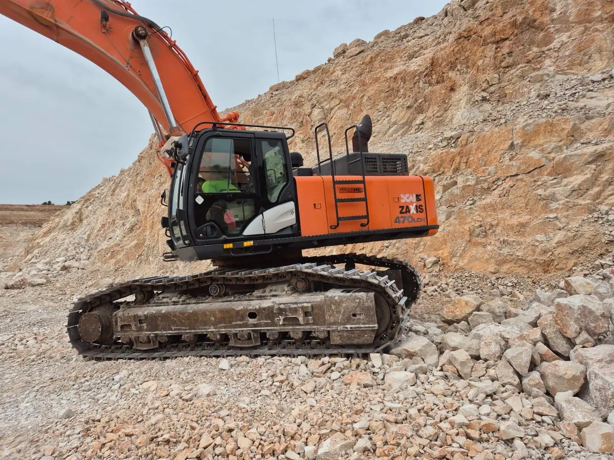 Hitachi ZX470 — Escavatore 47 t